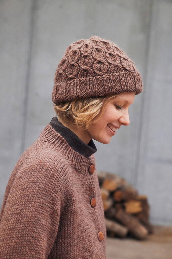 Bonnet 7 du catalogue Lang Yarns Punto 97