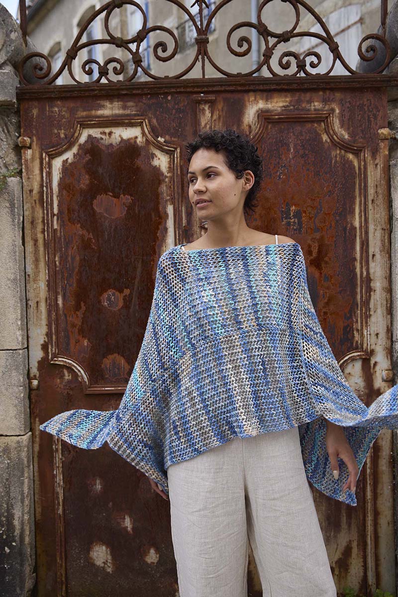 Poncho 11 catalogue Lang Yarns Punto 82 Lisboa