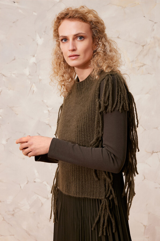 Pull sans manches 18 du catalogue Lang Yarns FAM 290