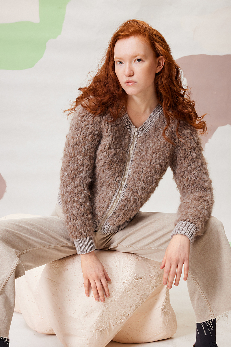Gilet 43 du catalogue Lang Yarns FAM 290 Collection en laine Shirley