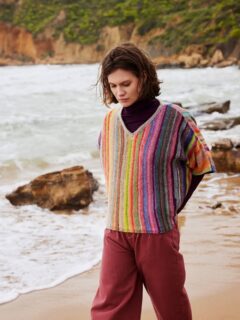 🪀On opte pour des rayures verticales aujourd'hui ?🪀

Lancez-vous dans ce projet tricot !

👕Modèle 3 Jovana du catalogue @langyarns_official Punto 100 Infinity.

🧶Laine Infinity coloris 1164.0003 de @langyarns_fr

🔄Tailles S-M/L-XL = 4/5 pelotes.

➿️Point de Jersey endroit, demi côtes anglaises et côtes 1/1.
 
🪡Aiguilles n°3 et 3.5 et circulaire courte n°3.

Bon mercredi !😊
•
#ladylaine #ideetricot #tricoter #langyarns #infinity