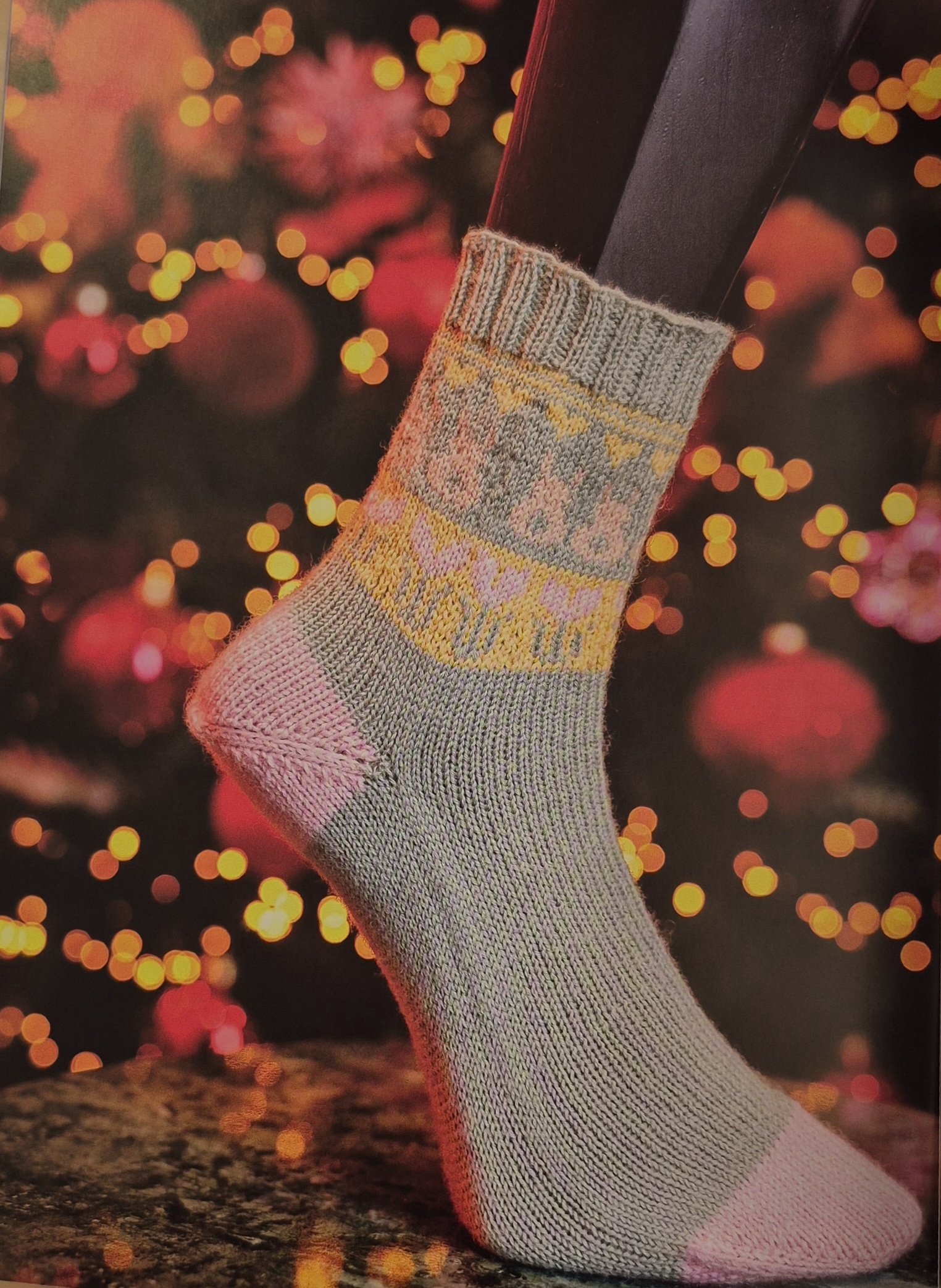 Chaussettes Joyeuses Pâques du livre Chaussettes de Noël Tricot et Crochet avec M. Cey