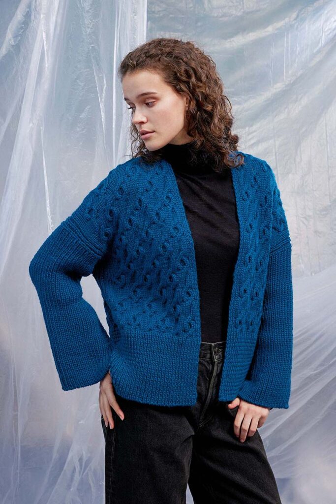 Gilet 83 catalogue Lang Yarns FAM 286 Collection
