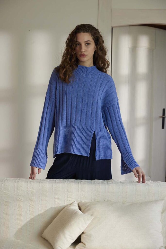 Pull 15 catalogue lang Yarns Punto 78