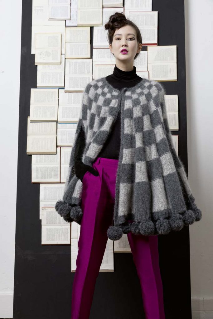 Cape 28 catalogue 245 Lang Yarns