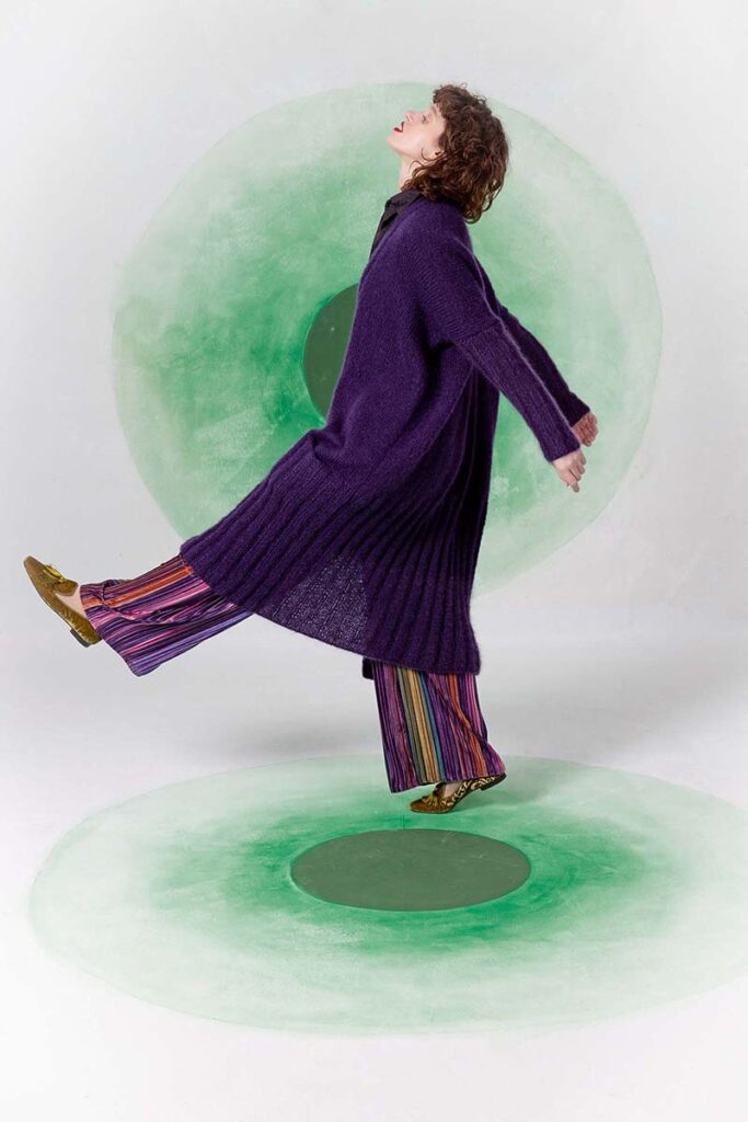 Manteau 54 catalogue Lang Yarns FAM 282 Collection