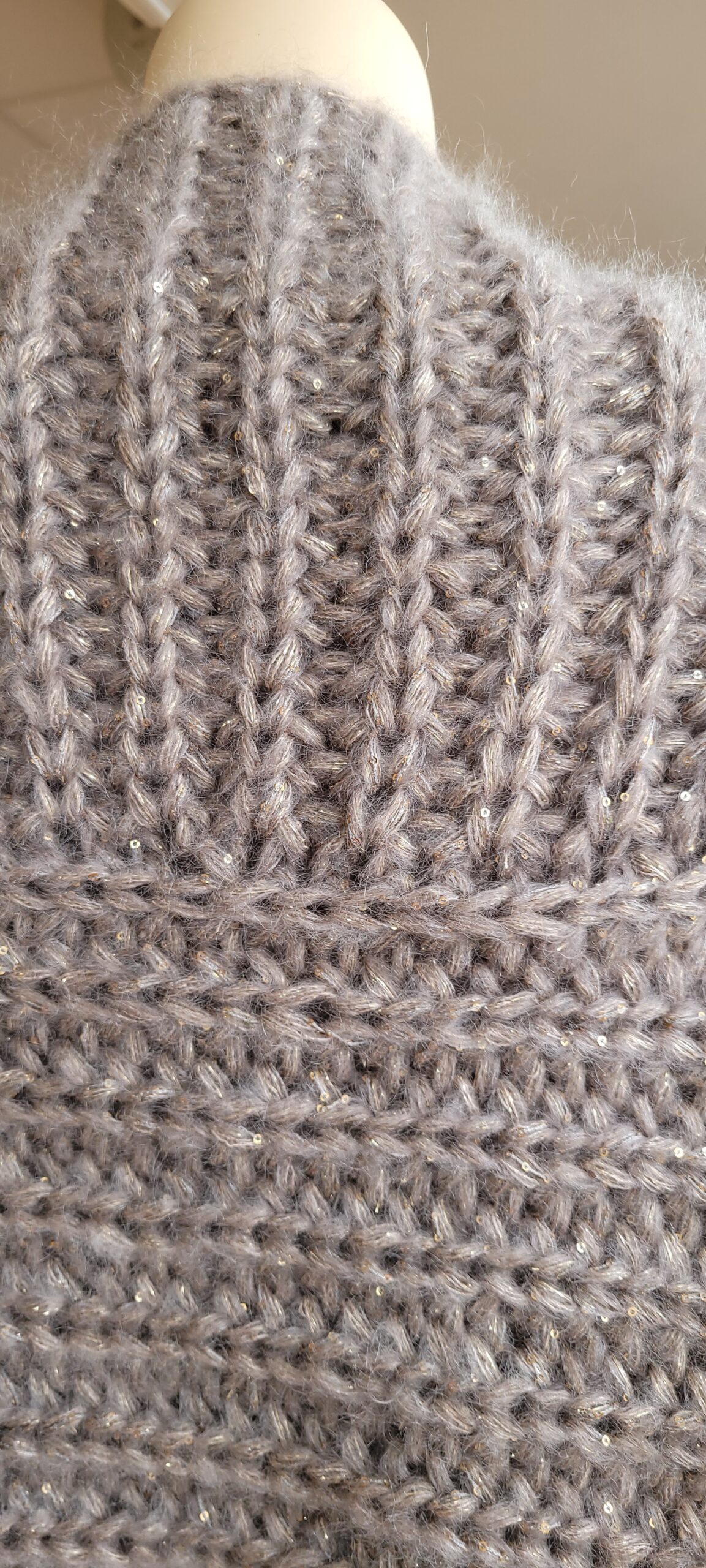 Gilet Daphné catalogue Lang Yarns FAM 282 Collection 4