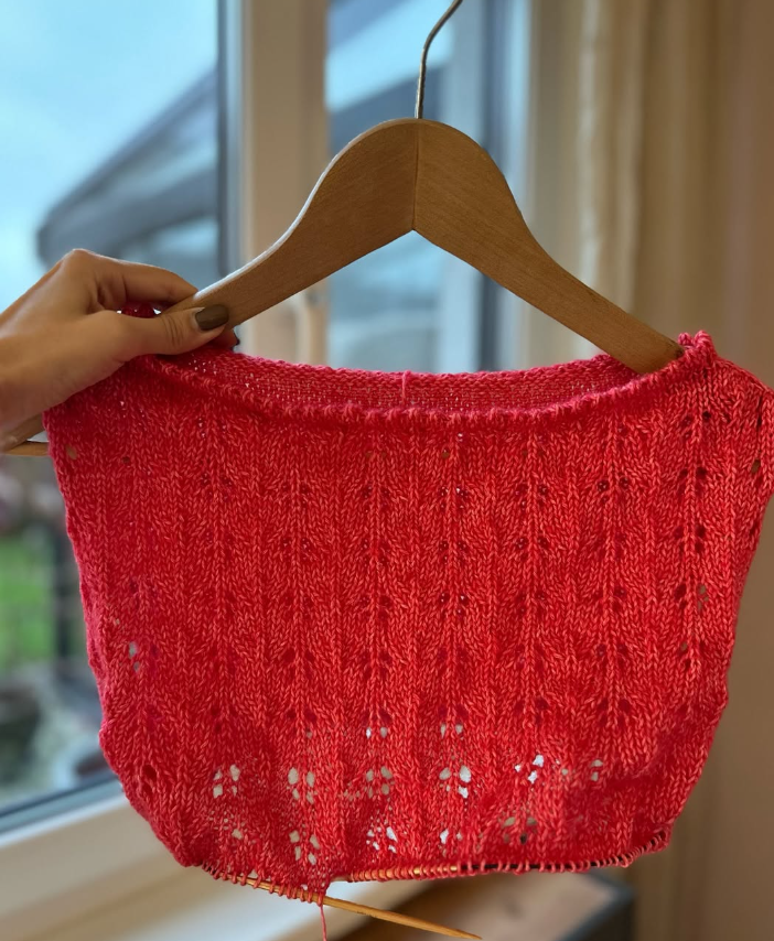 Tulip Top en Regina Lang Yarns de Yeon Hwa Lee