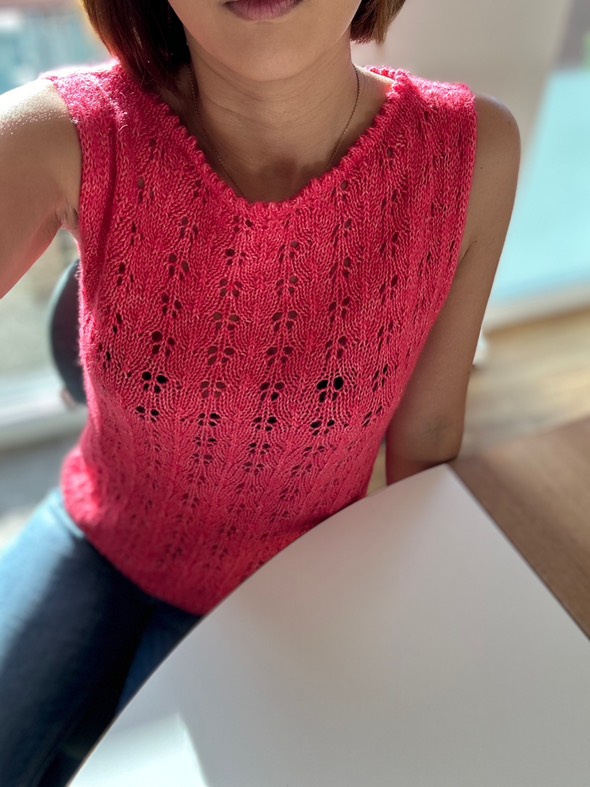 Tulip Top en Regina Lang Yarns de Yeon Hwa Lee