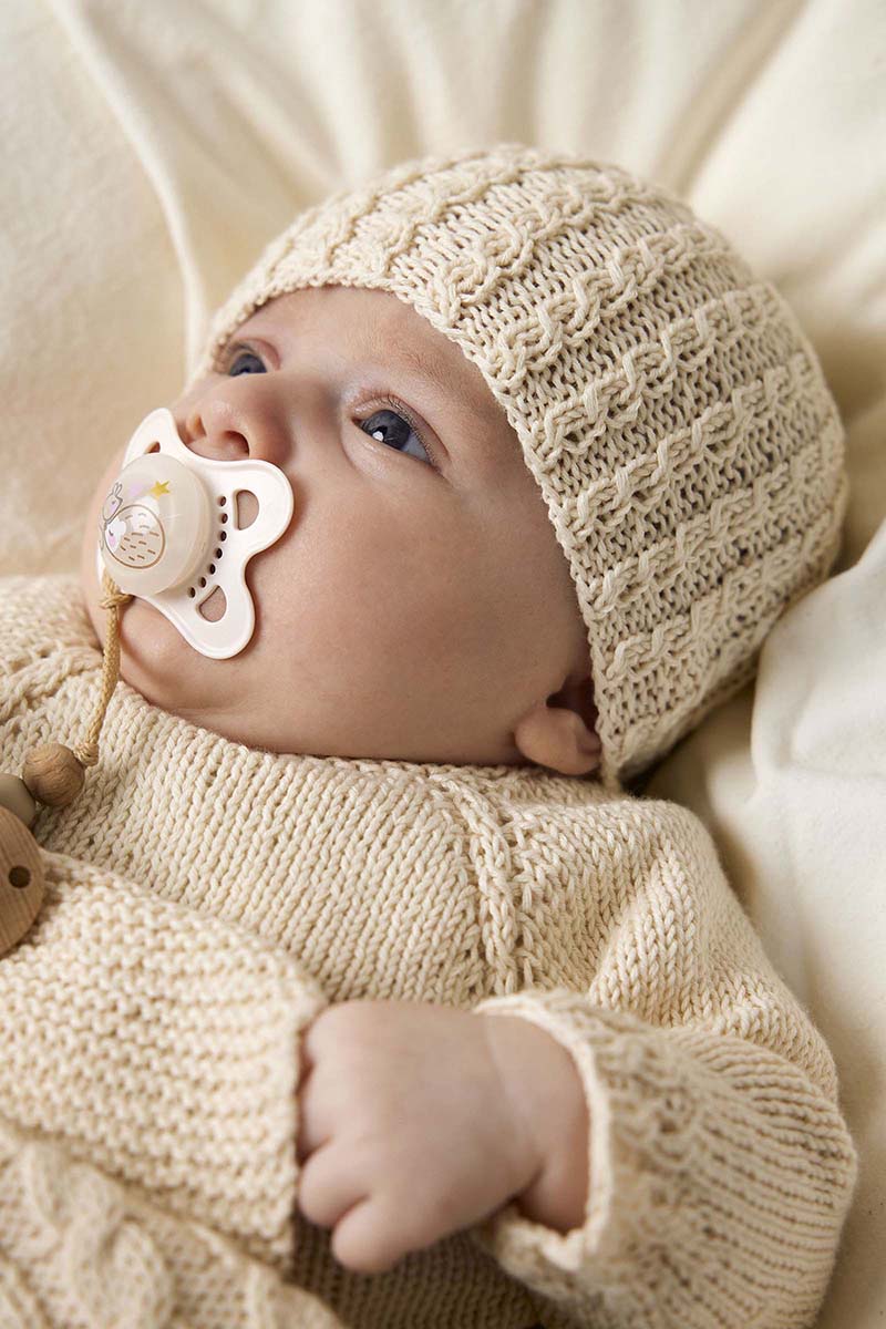 Modèle en coton baby Cotton Naturally Colored de Lang Yarns - Catalogue Lang Yarns Punto 83