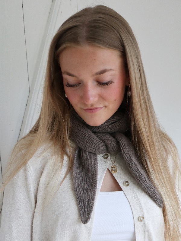 Isolde Scarf laine Cashmere Lace Lang Yarns
