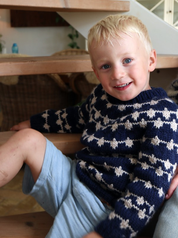 Pull Siw de KnitAmore en laine Carpe Diem de Lang Yarns