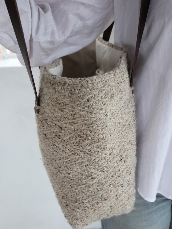 Sac Vendela Shopper laine Donegal tweed + Lang Yarns de KnitAmore