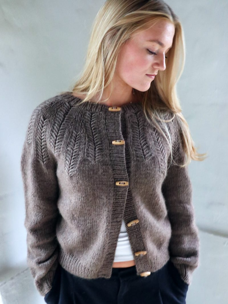 Cardigan Callie Knitamore laine Lang Yarns