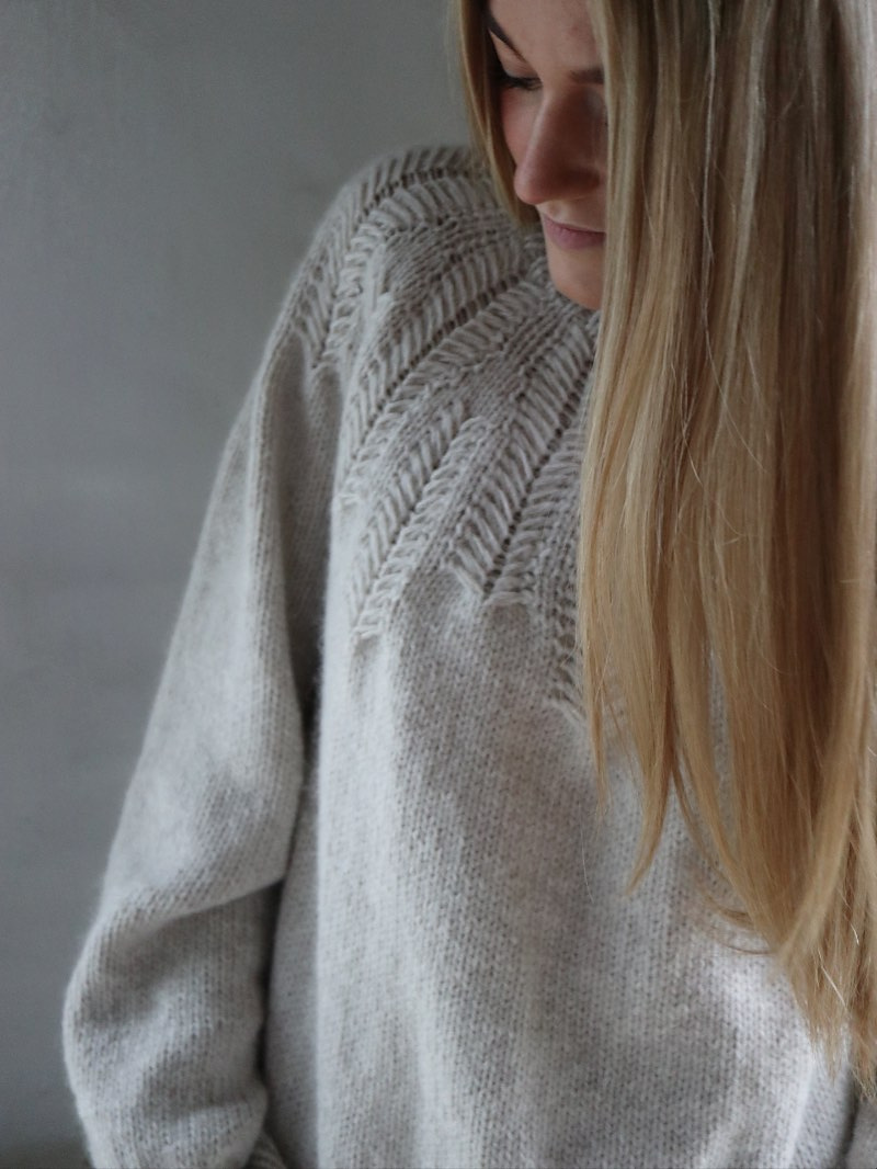 Pull callie de knitamore laines Lang Yarns