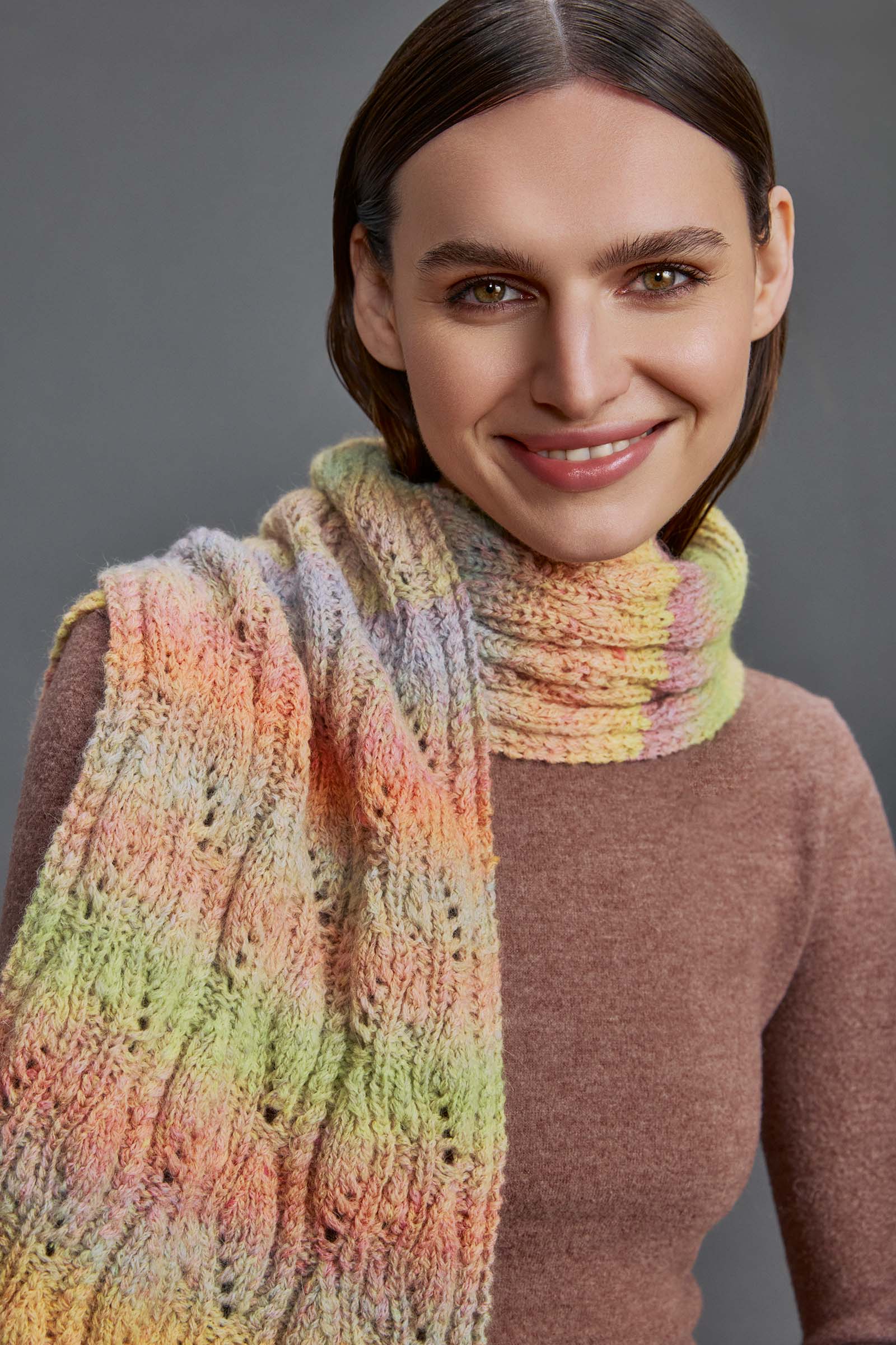 Echarpe 70 du catalogue Lang Yarns Punto 88